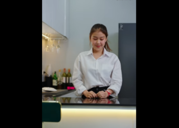 N2001021 สาม โดนเล นของ หร สาม อยากเล นของเอง part2