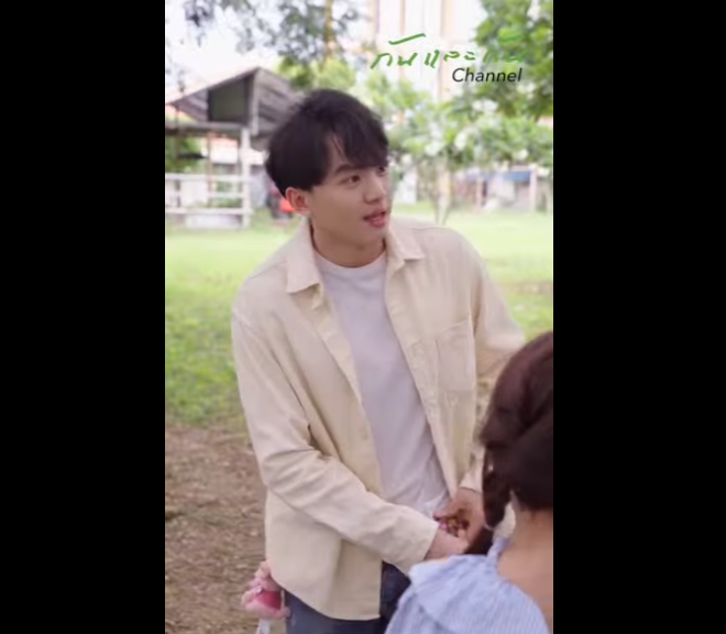 N2601035 สาวจรจ ดท งล กไว ให เจ าของร าน และเขากล บมาหาเด กตอนท เด กโตแล part2